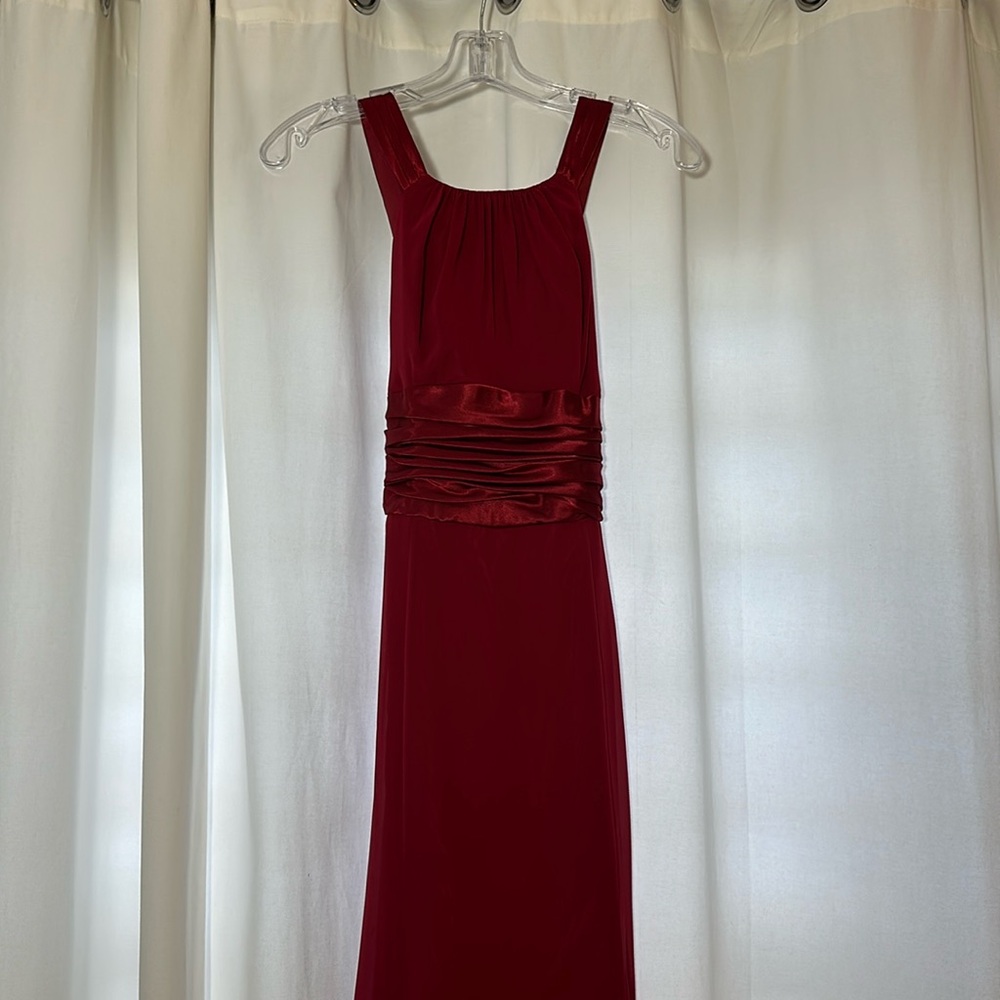 David’s Bridal Red Gown